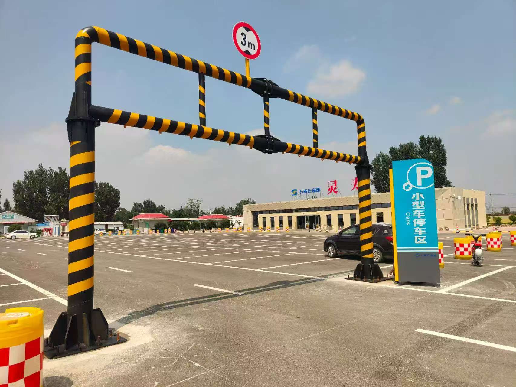 铁岭市交通标志杆限高架 - 厂家